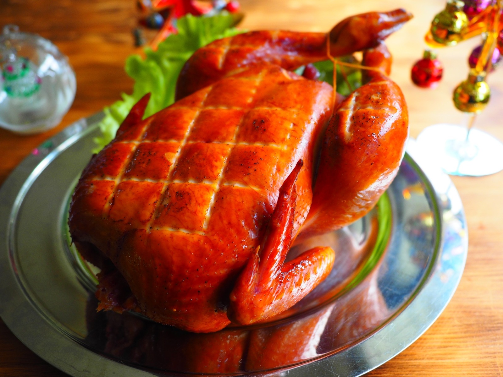 Xmas限定『博多華味鳥』１羽丸ごとスモークチキン